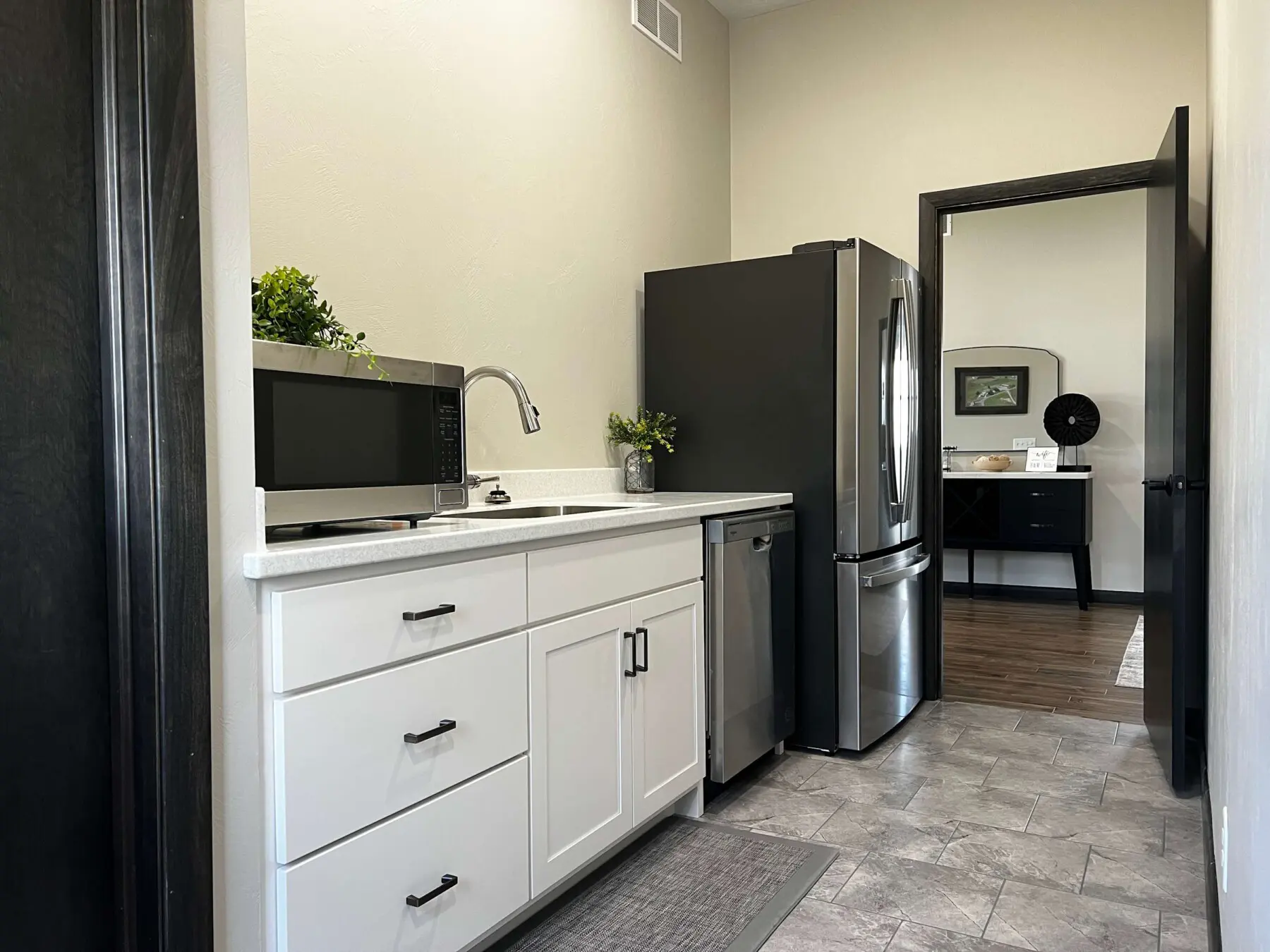 Millhart Family Lodge & Rec Center Serving Kitchen