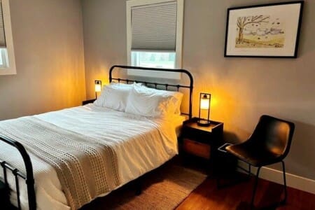 30 something New Philadelphia bedroom