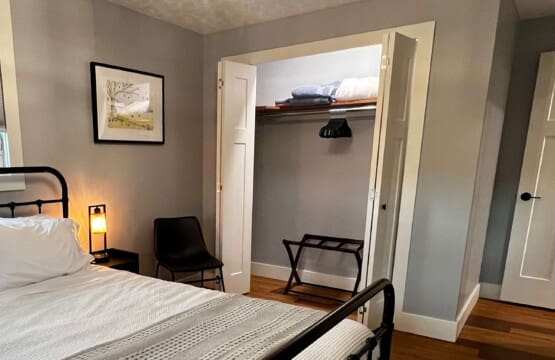 30 something New Philadelphia bedroom