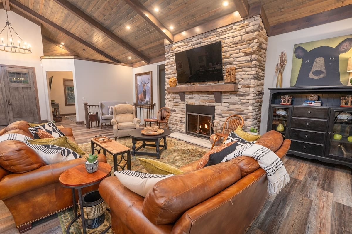 Hilton Hideaway Living room