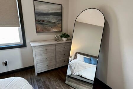 Millhart Family Lodge & Rec Center Sugarcreek Ohio Bedroom