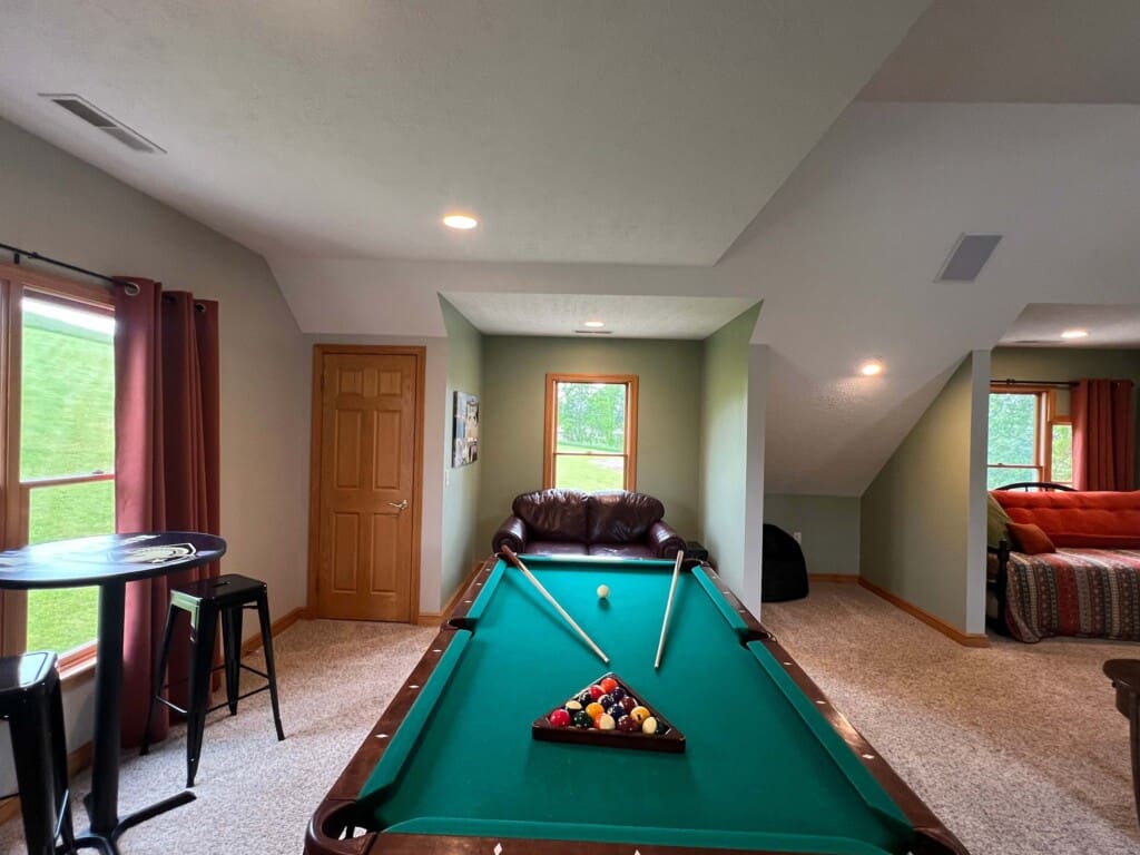 Liberty Hill Lodge Rec room