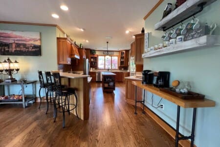 Liberty Hill Lodge Kitchen & Coffee Bar
