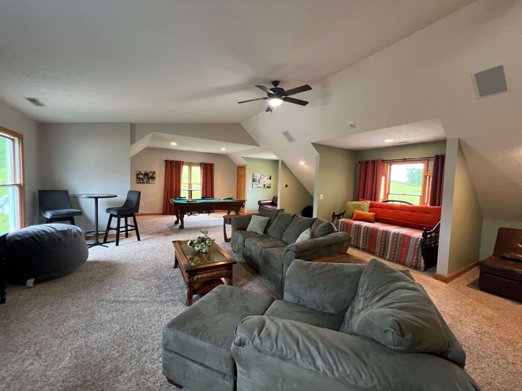 Liberty Hill Lodge Rec room