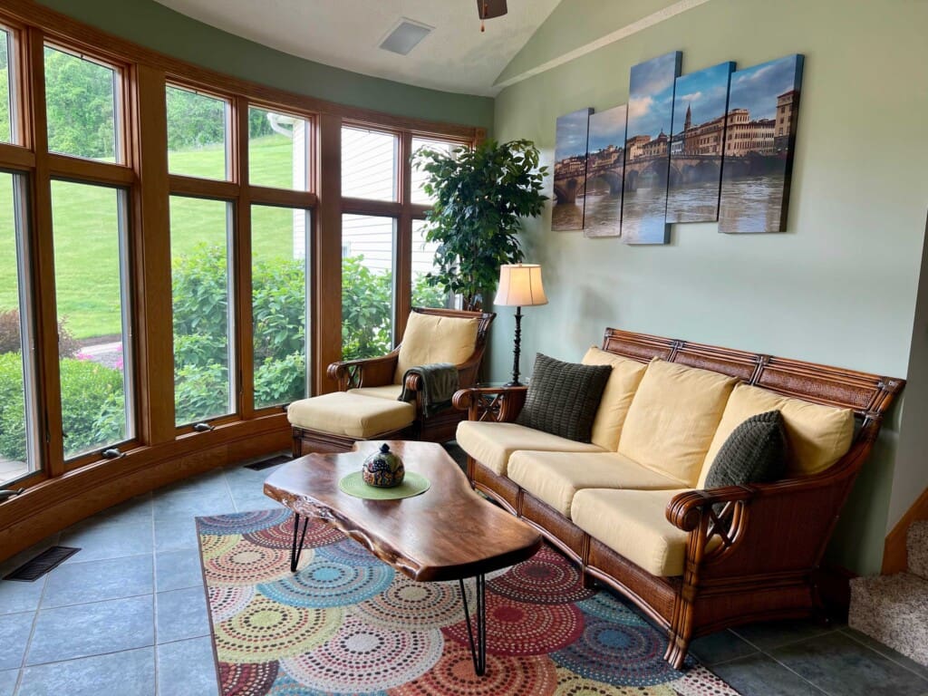 Liberty Hill Lodge Sun Room