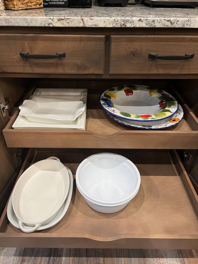 The Lodge at Hilton's Hideaway Stocked kitchen