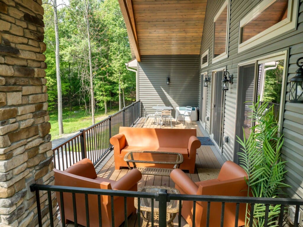 The Lodge at Hilton's Hideaway Dover Ohio