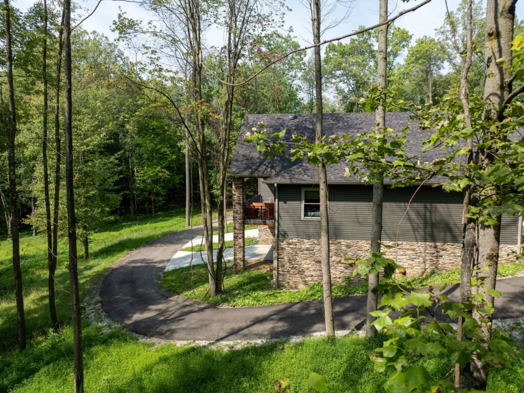 The Lodge at Hilton's Hideaway Dover Ohio
